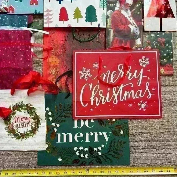 5 POUNDS 42 Pcs Gift Bags For All Occasions — Birthday Baby Shower Christmas - Picture 7 of 16